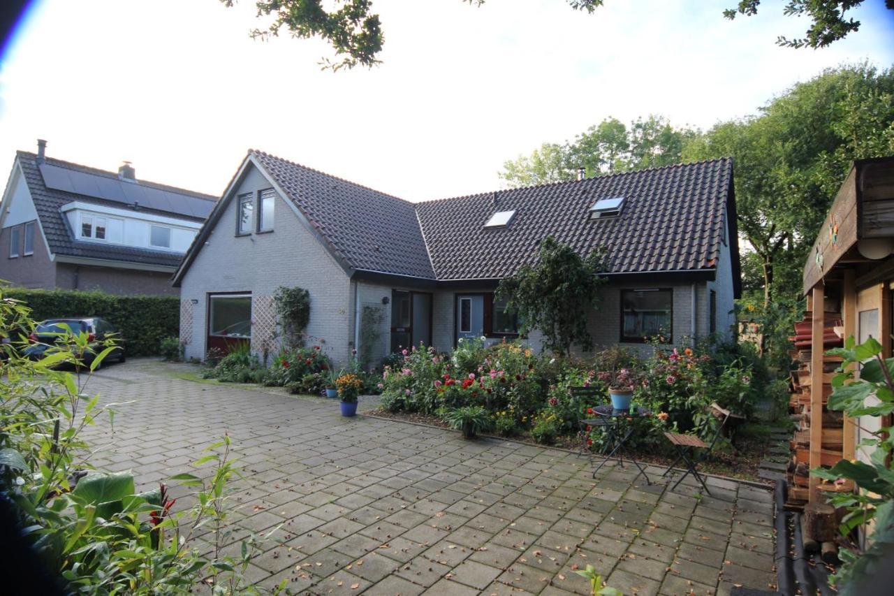 Het Koekoeksnest-Nieuwegein Bed & Breakfast ภายนอก รูปภาพ